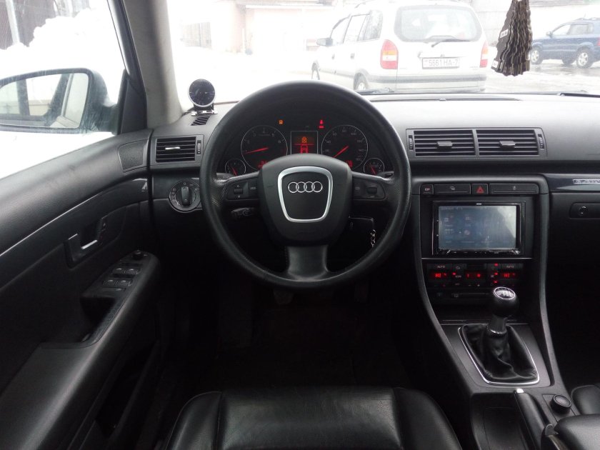 Ауди а4 2004 салон