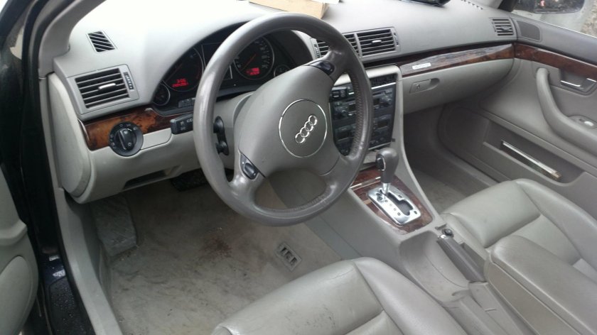 Ауди а4 б7 бежевый салон