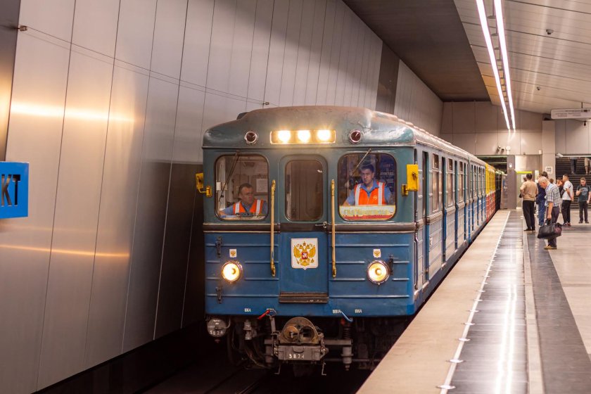 Вагон метро типа еж 3