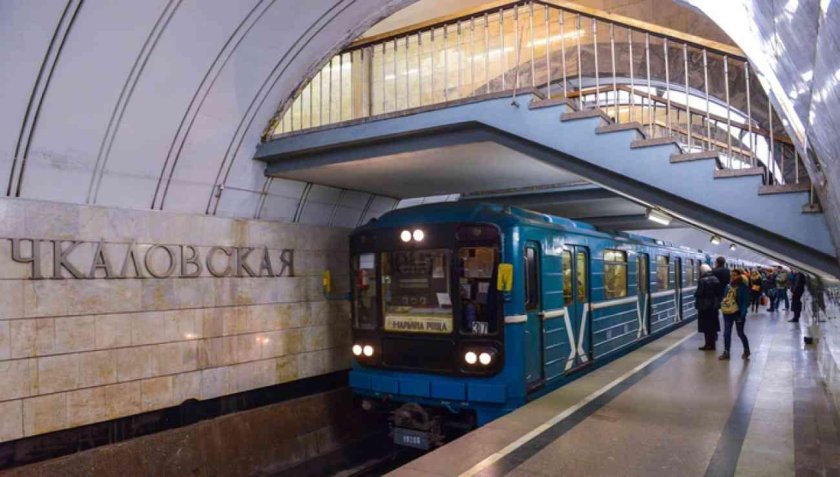 Московский метрополитен станция Чкаловская