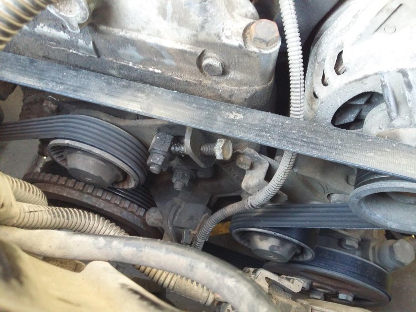 Ремень генератора Нива 2123