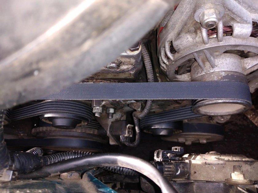 Ремень доп агрегатов Chevrolet Niva