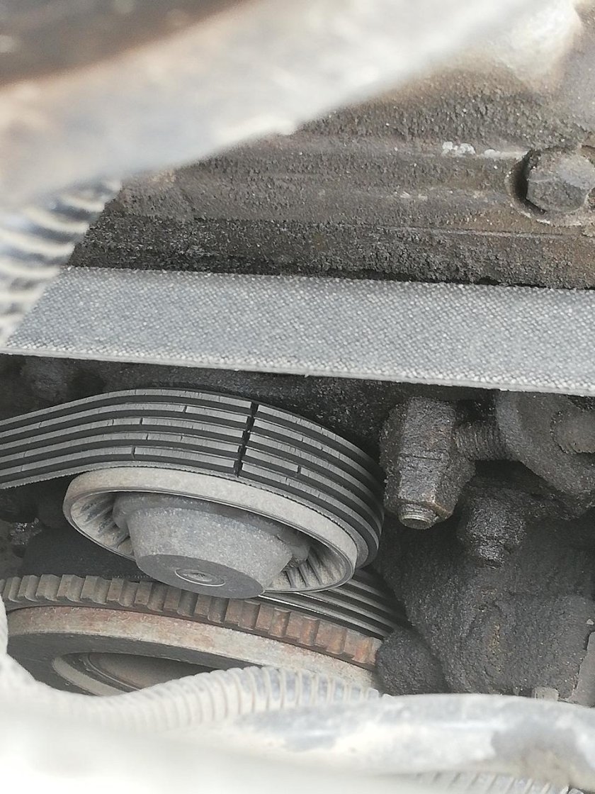 Приводной ремень Нива Шевроле