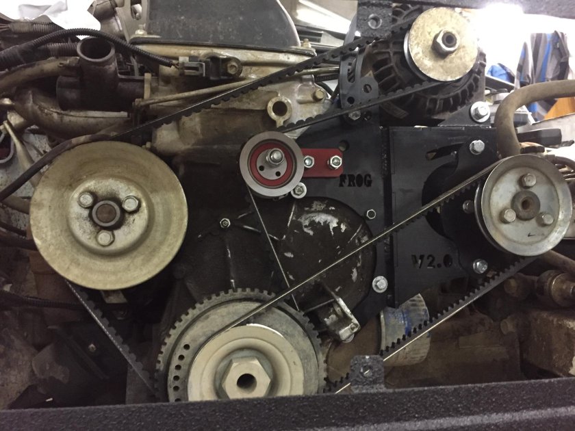 Перенос генератора наверх Нива 21214 с ГУРОМ