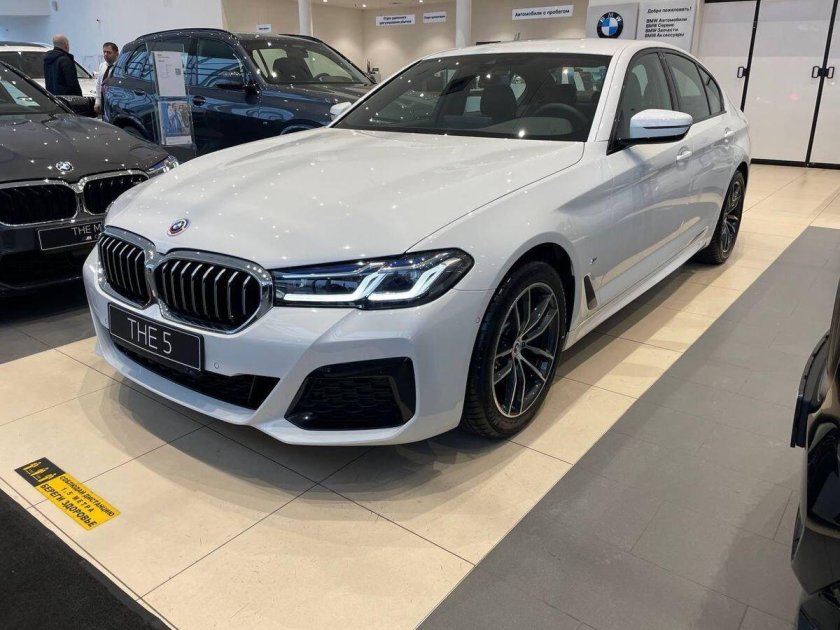 Комплектации БМВ 5 серии g30