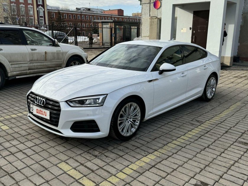 Ауди а 5 лифтбек