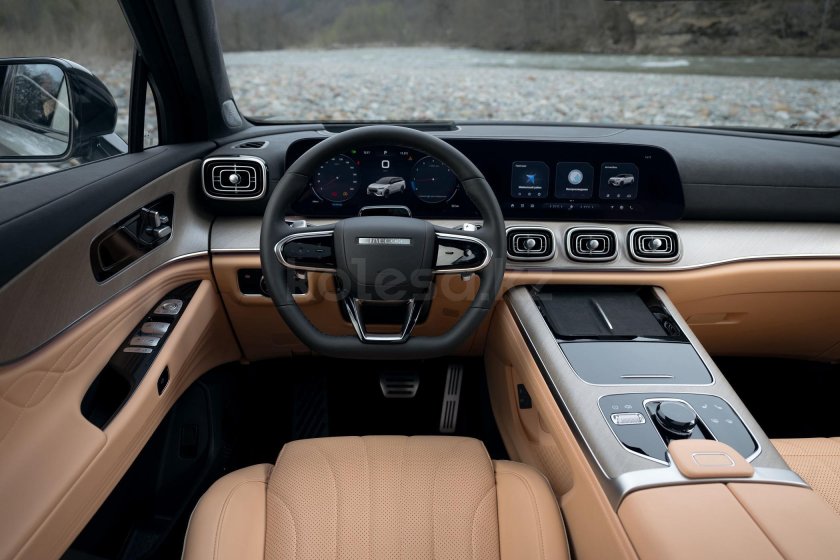 Китайский кроссовер jaecoo