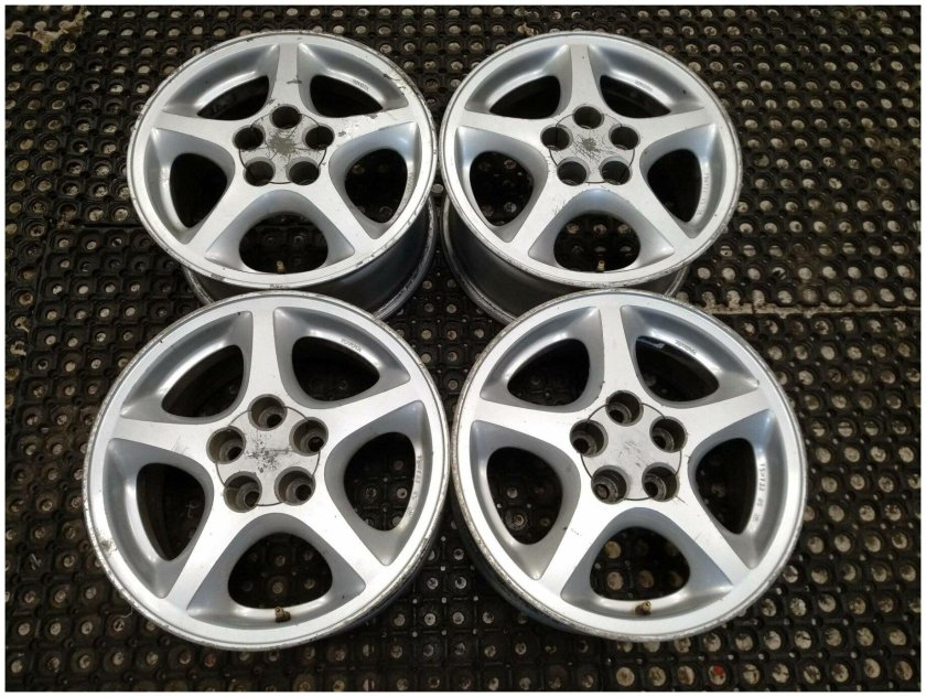 Диски 15 4х100 Тойота