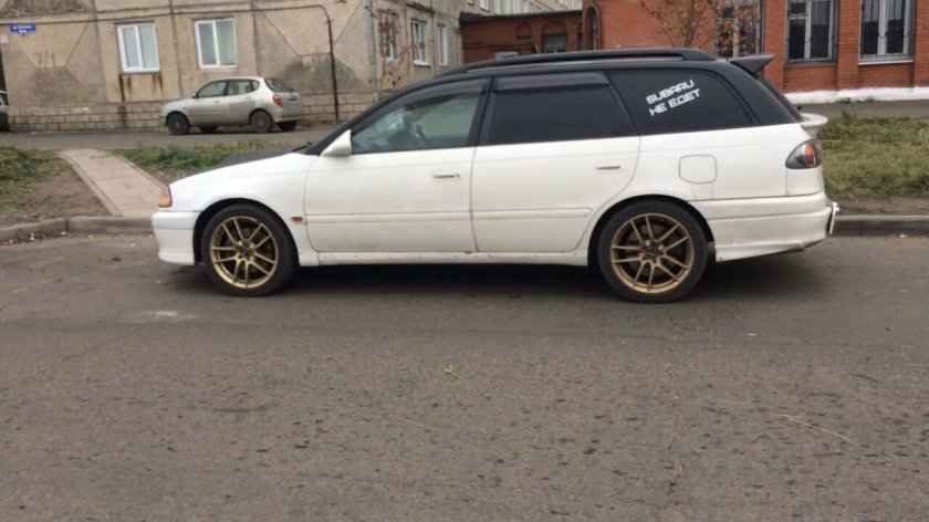 Тойота Калдина 210 на дисках