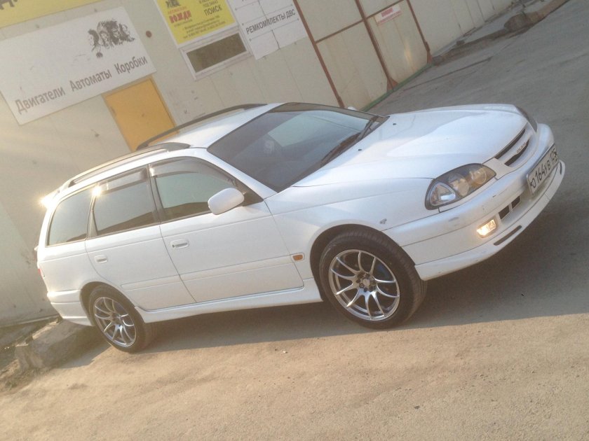 Toyota Caldina 210 кузов диски