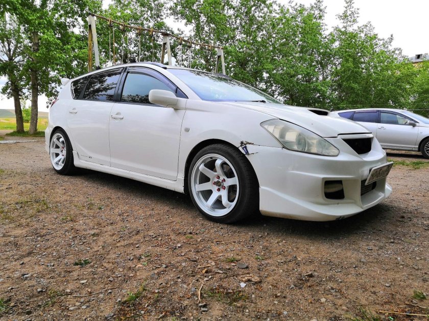Toyota Caldina 246 r17