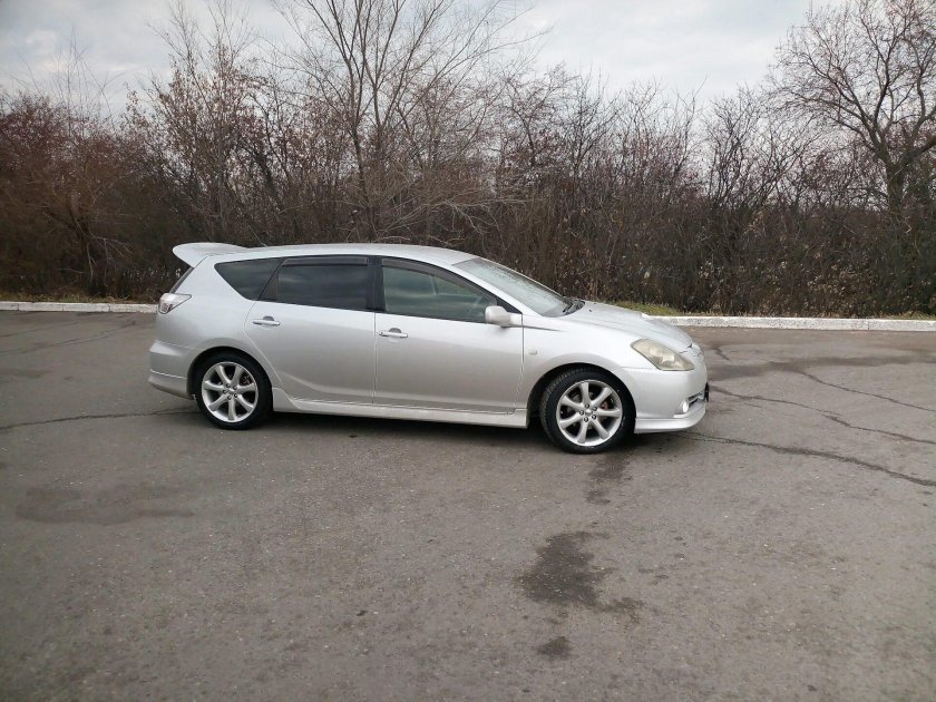 Тойота Калдина 241