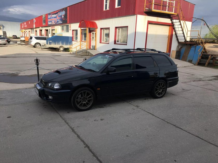 Toyota Caldina 17 диски