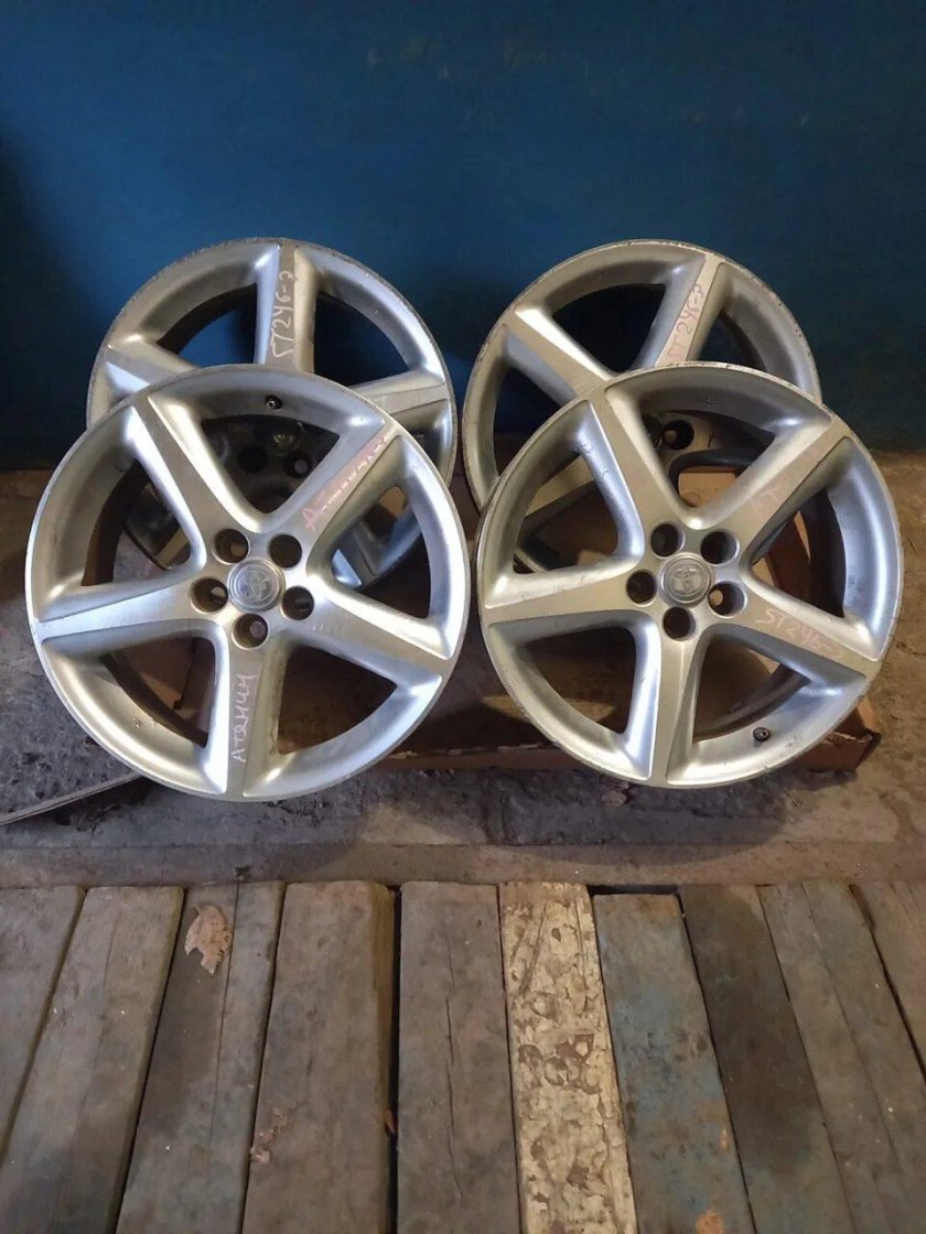 Диски Caldina r17