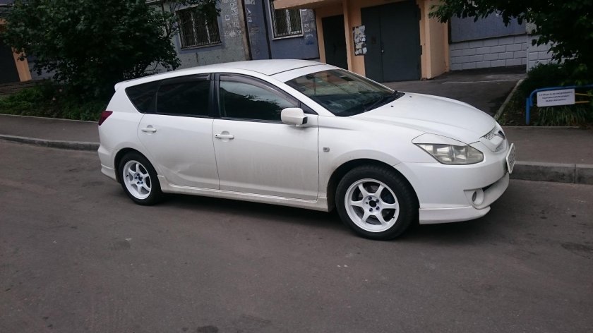 Toyota Caldina 2003 диски