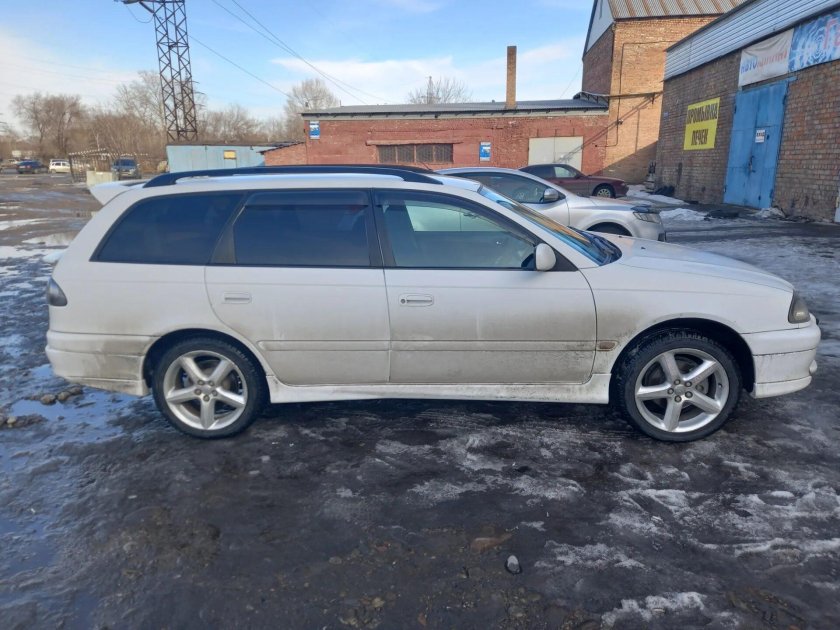 Тойота Калдина ГТТ