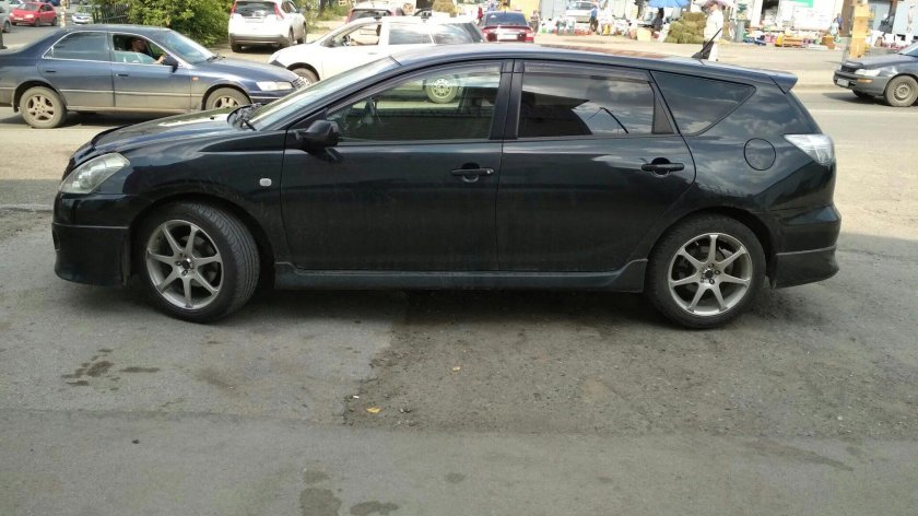 Toyota Caldina 2005