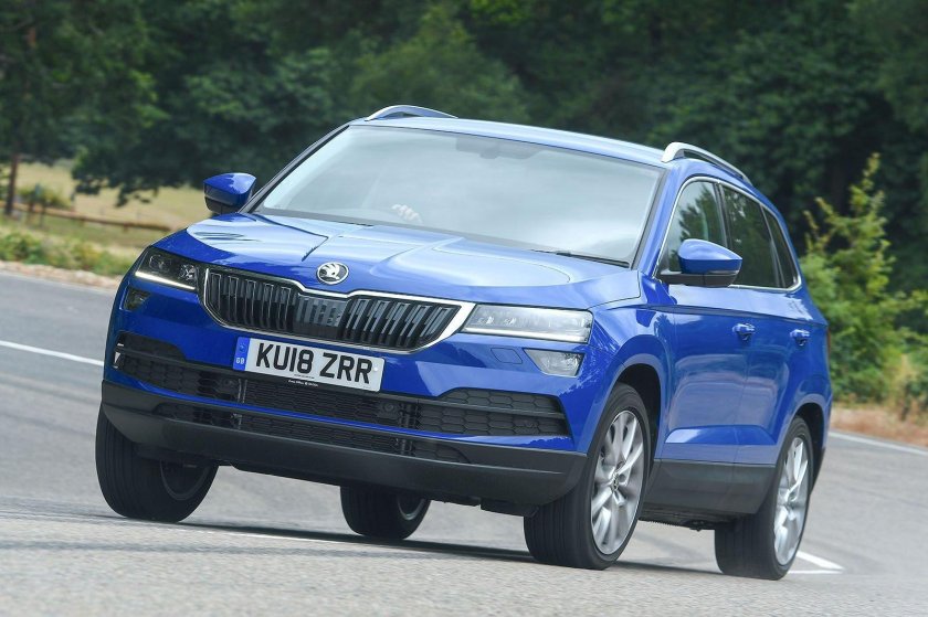 Škoda Karoq синяя