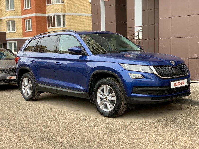 Шкода Кодиак синий