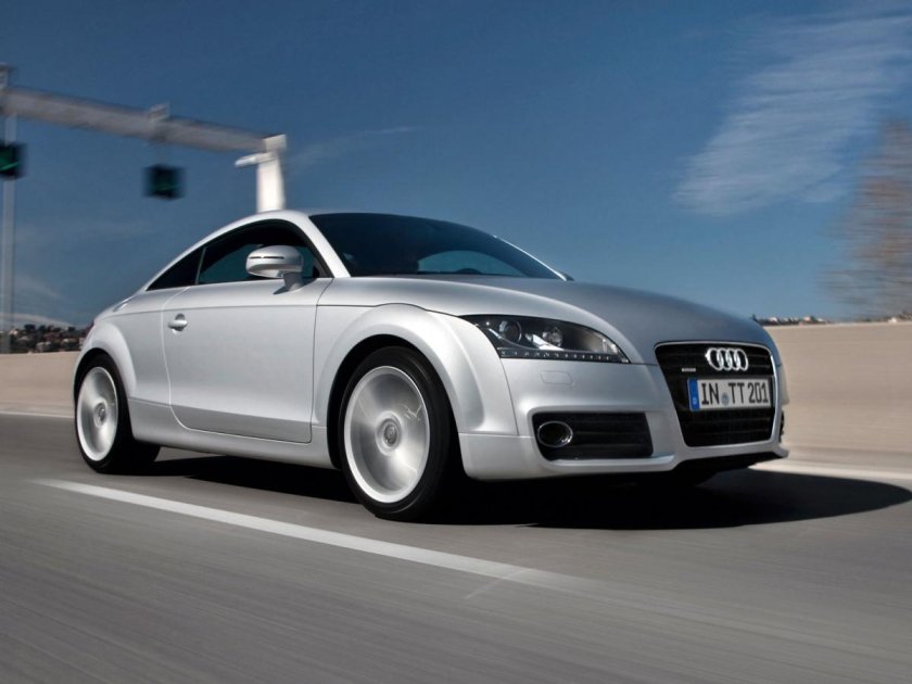 Audi TT quattro 2010