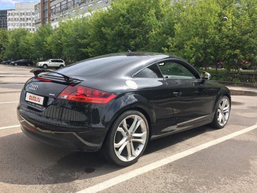 Audi TT 8j черная