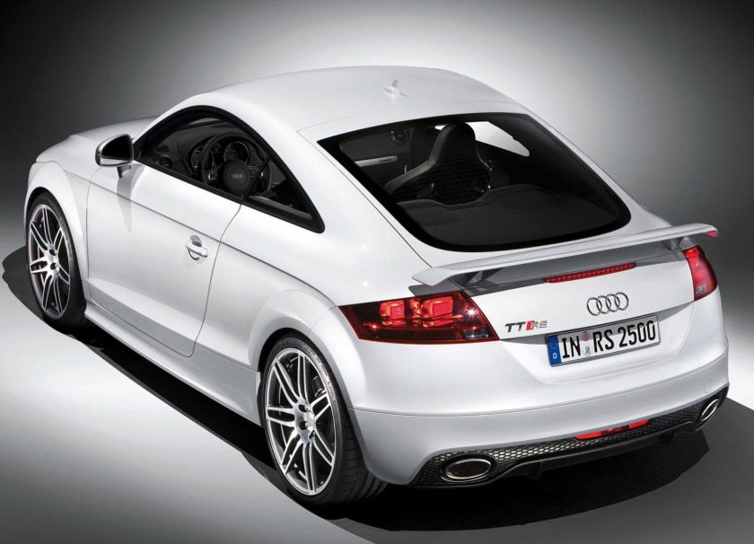 Audi TT RS Coupe 2010