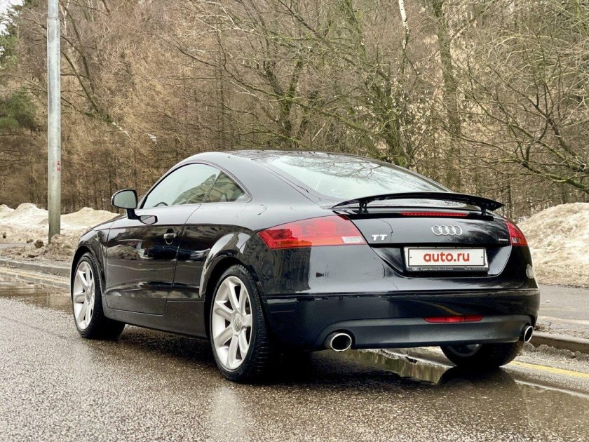 Audi tt 8 j
