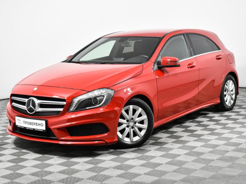 Мерседес красный хэтчбек