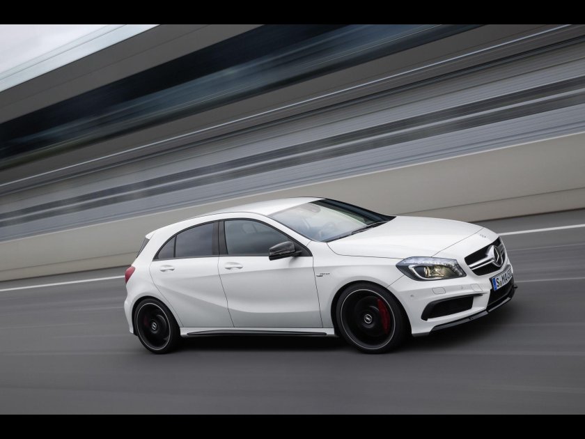 Mercedes benz a45 amg
