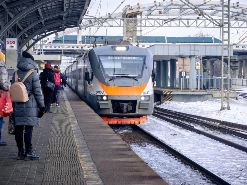Электричка москва
