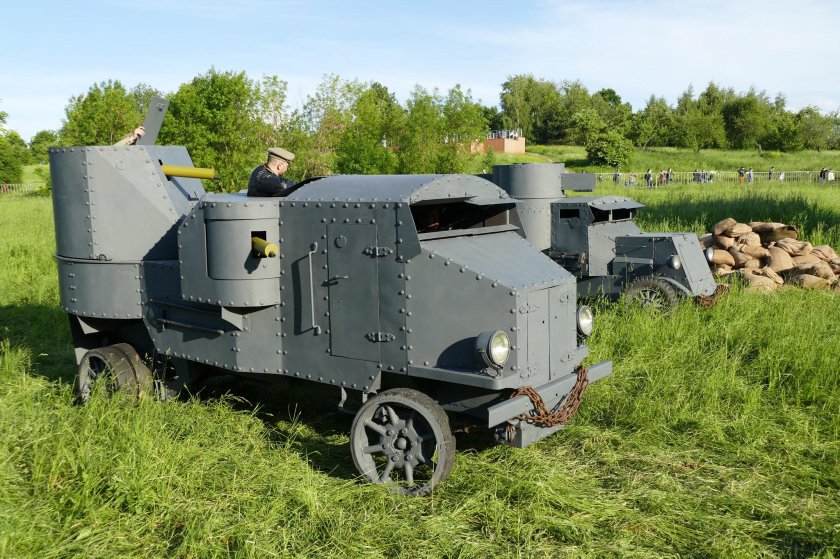 Отечественный броневик