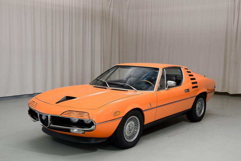 Alfa Romeo Montreal