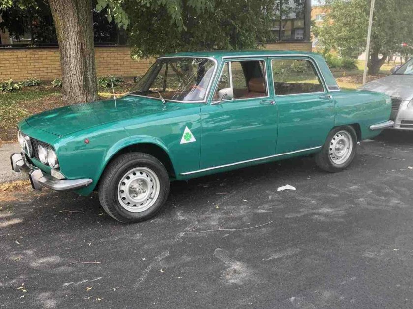 Alfa romeo 2000 berlina