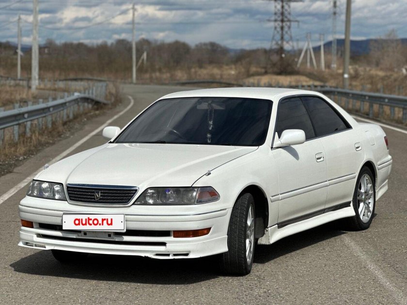 Toyota mark ll