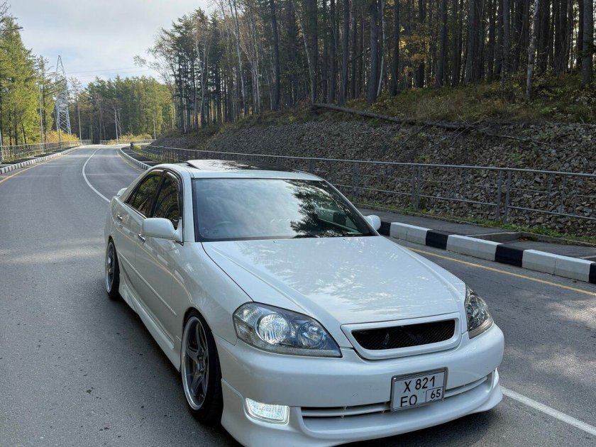Тойота марк 2 2001