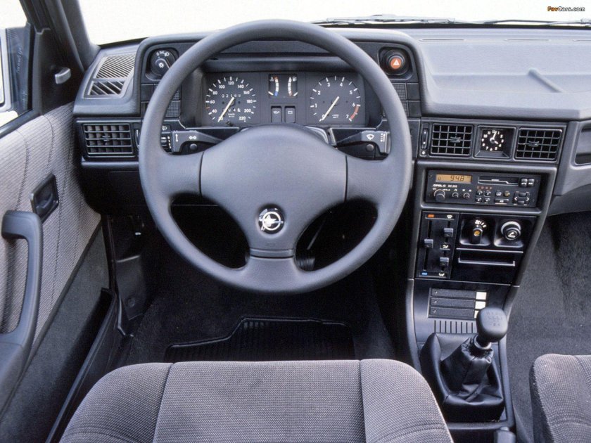 Opel Kadett e Interior