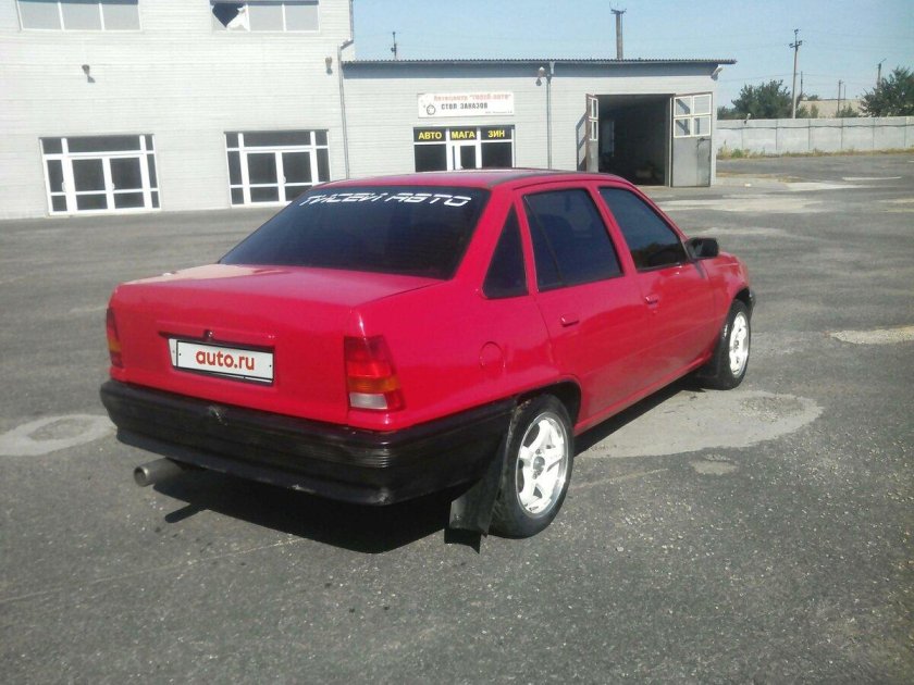 Opel kadett 1988 седан