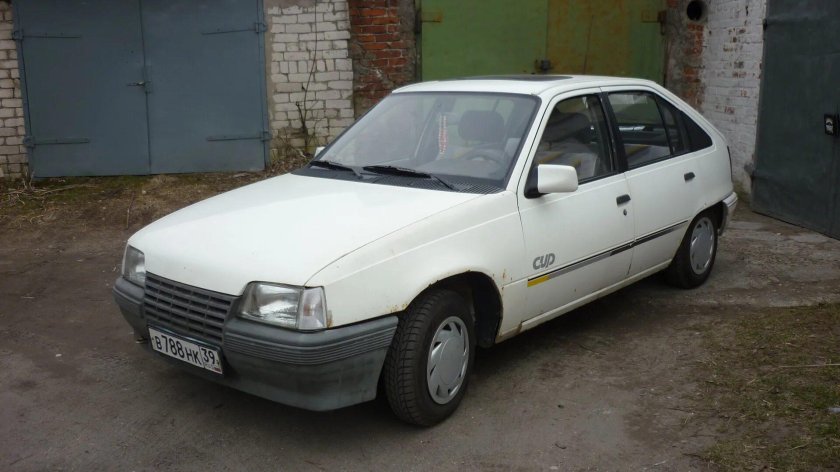 Опель кадет 1986