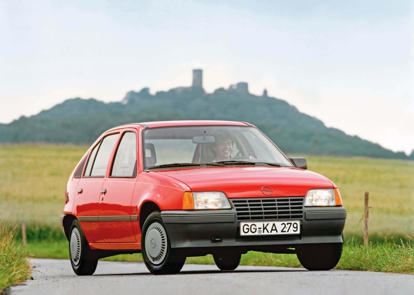 Opel kadett e хэтчбек 1984-