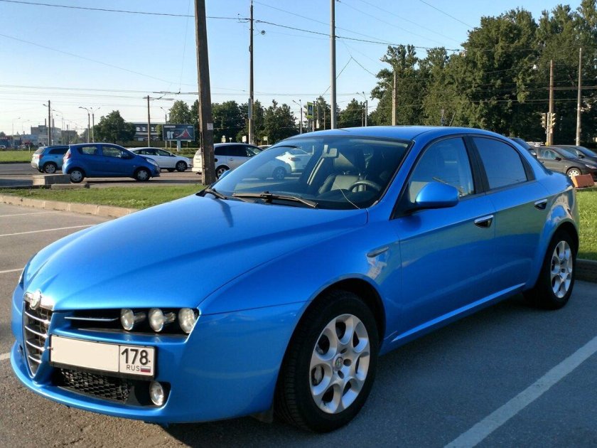 Alfa Romeo 159