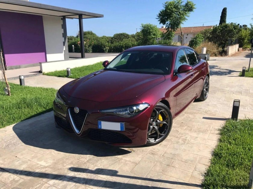 Цвет Альфа Ромео