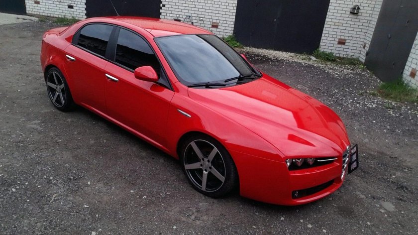 Alfa Romeo 159 Rosso