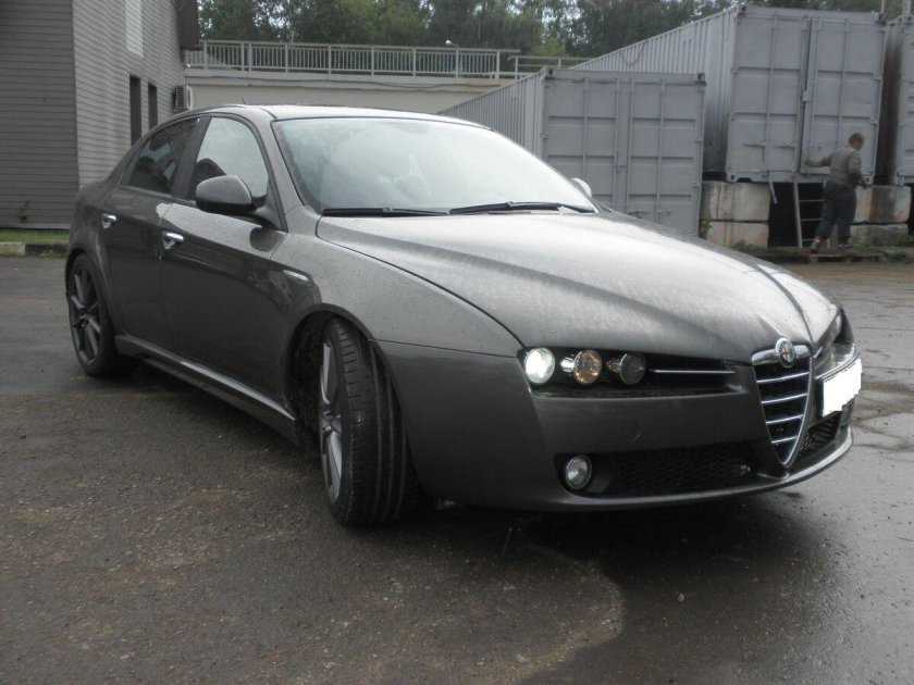 Alfa Romeo 159 2005