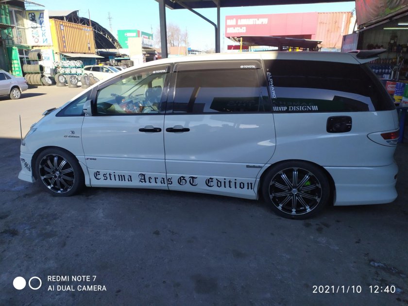 Шины на Toyota Estima