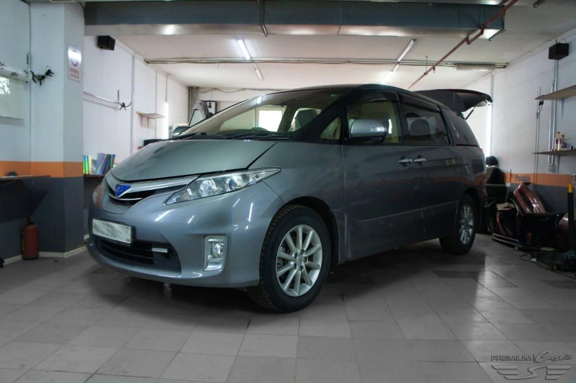 Тойота эстима 2009