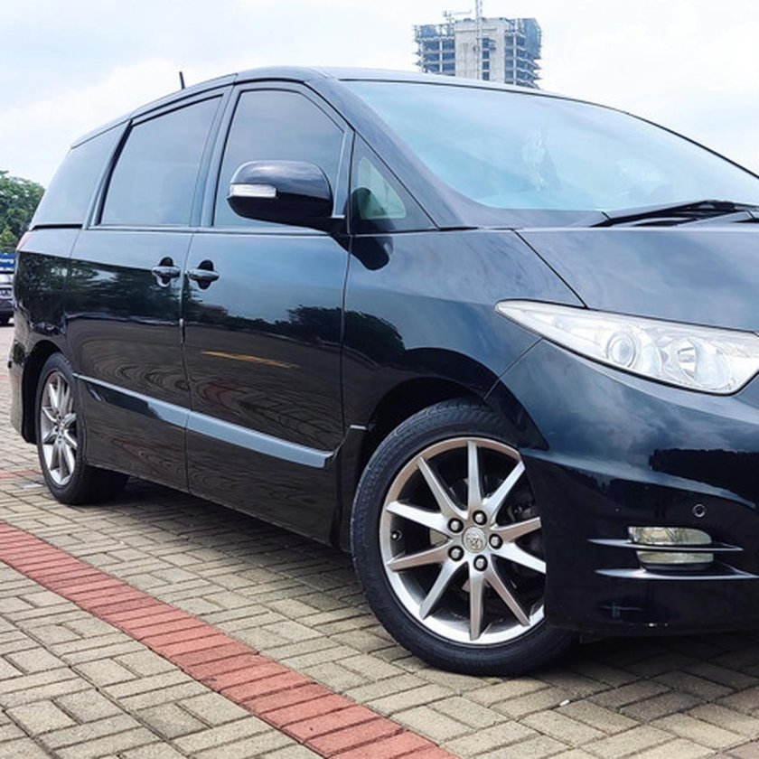 Тойота Эстима 2020