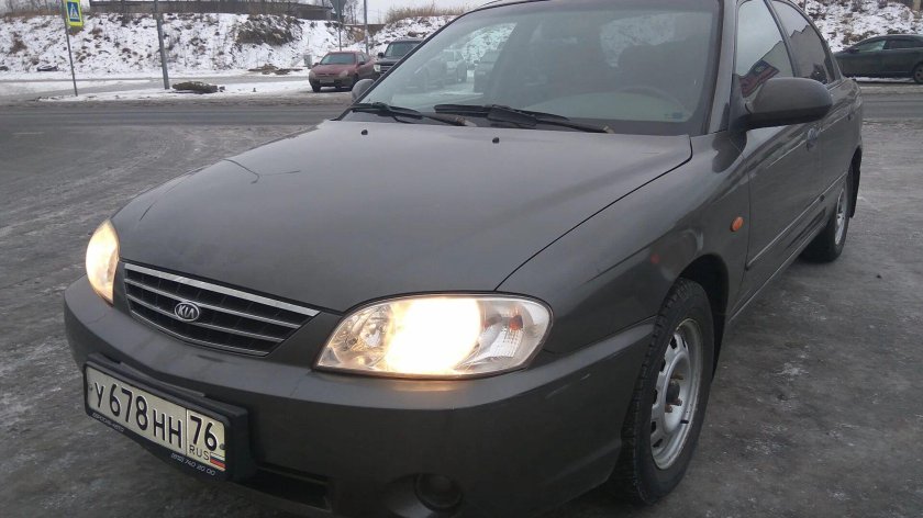 Киа спектра серая