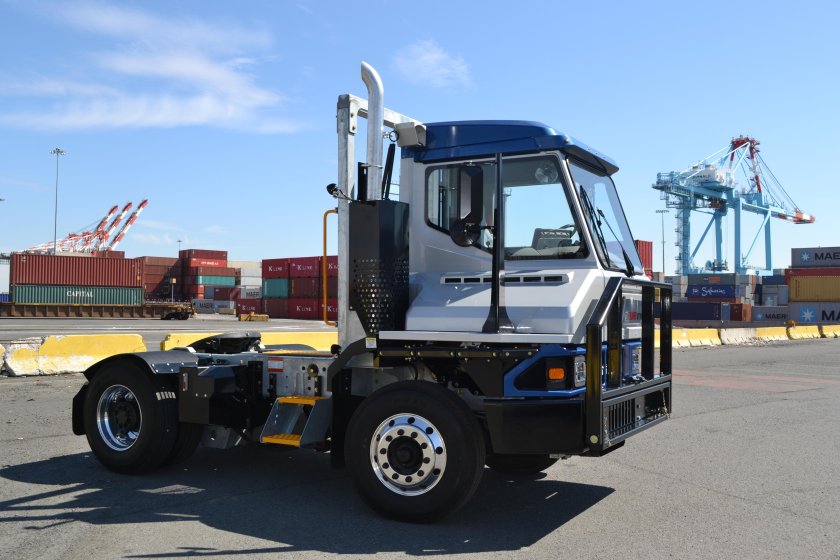 Kalmar портовый тягач