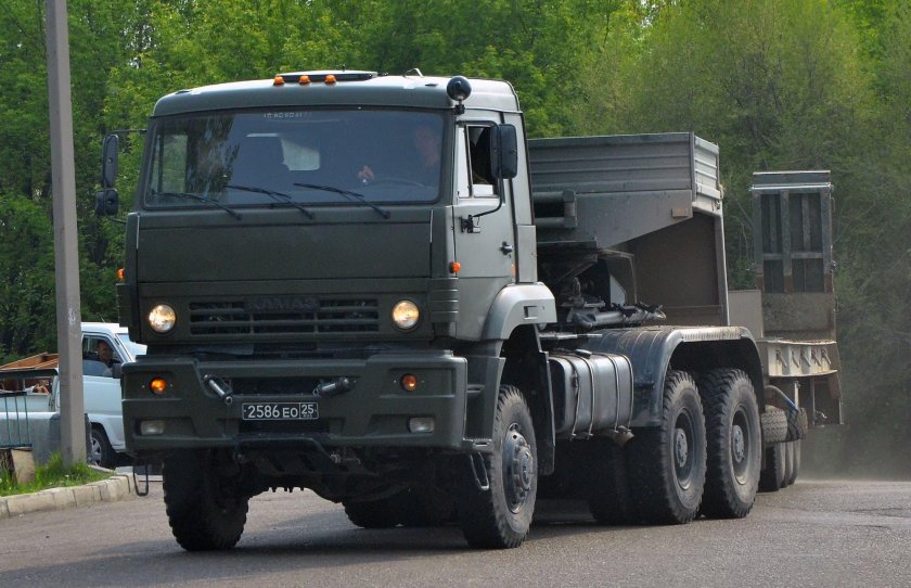 КАМАЗ 65225 военный