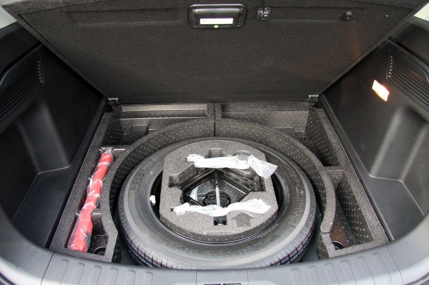 Запасное колесо Toyota rav4